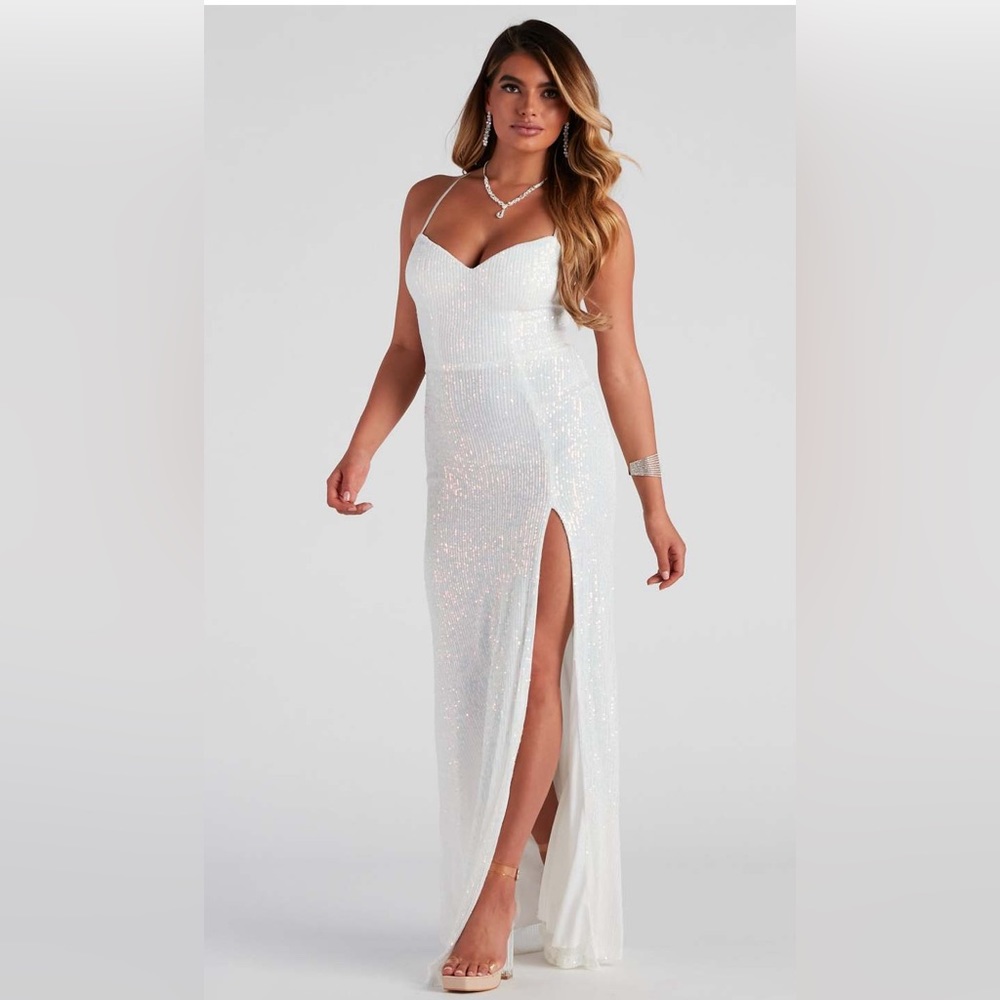 Women’s Windsor White Iridescent Sequin Loretta Formal Lace-Up Dress 3